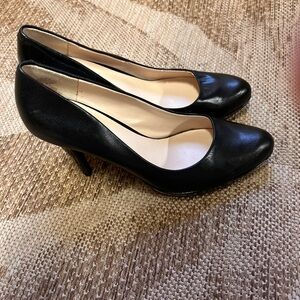Nine West Classic Black Heels Size 8.5